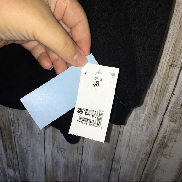 NWT Rolling Stones Black Spiked Tongue Sweatshirt Women’s Small - Picture 4 of 5